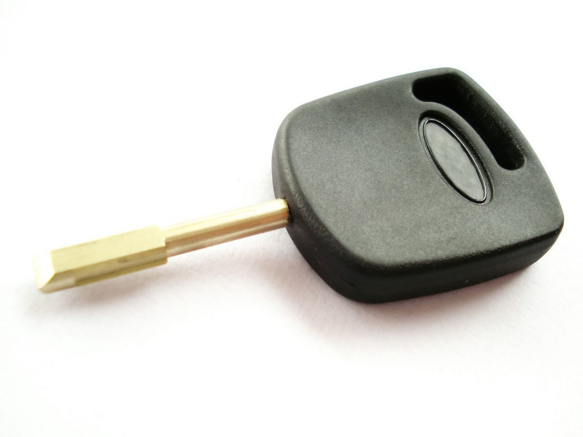 Karta zamiast kluczyka ułatwione otwieranie samochodu
